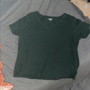 Gildan Women's Green V-Neck Top